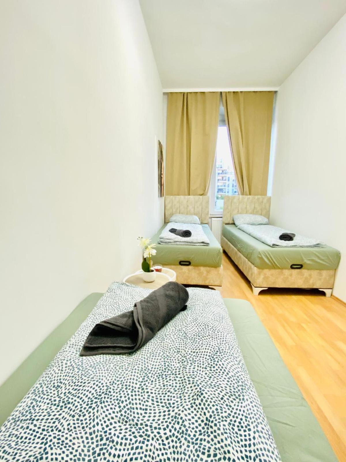 Bright 5Br Shared Apartment W Great Transport Link 비엔나 외부 사진