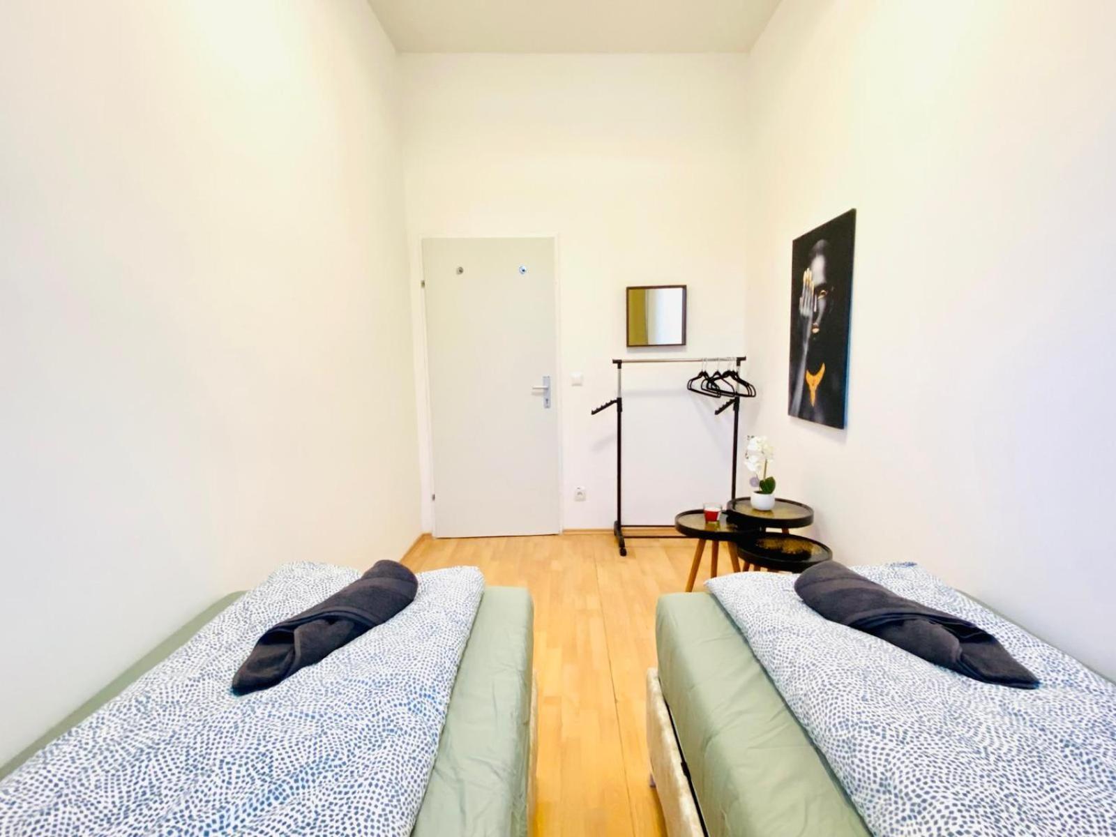 Bright 5Br Shared Apartment W Great Transport Link 비엔나 외부 사진